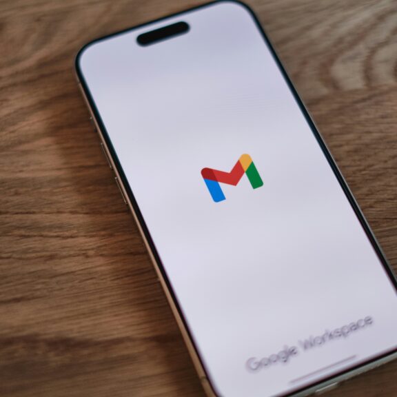 Free tools and systems for entrepreneurs before hiring a virtual assistant